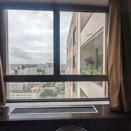 Large With Terrace For Up To 4 People Apartment Paris