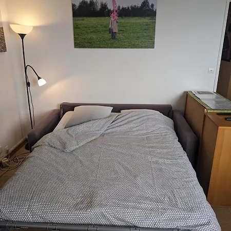 Large With Terrace For Up To 4 People París