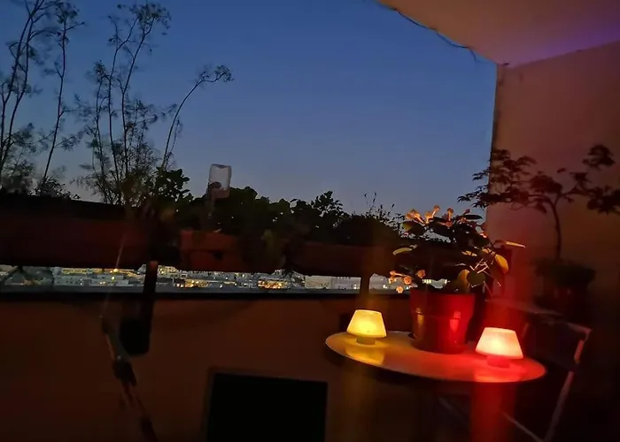 Large With Terrace For Up To 4 People