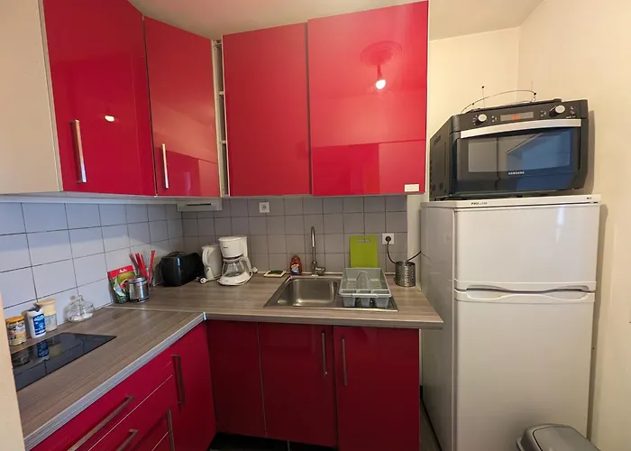 Large With Terrace For Up To 4 People