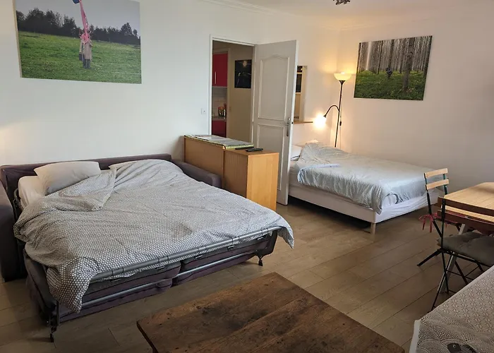 Διαμέρισμα Large With Terrace For Up To 4 People